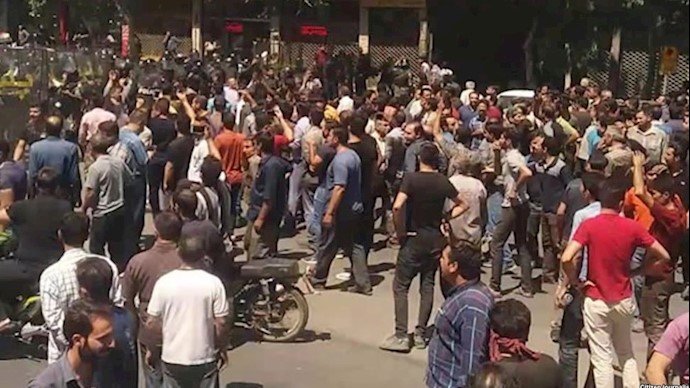 تظاهرات شورشی در شهرهای ایران