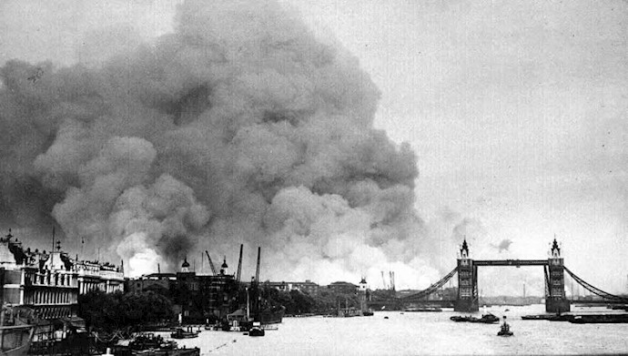۳۱ ژانویه ۱۹۴۲ - ۱۱ بهمن: بمباران لندن
