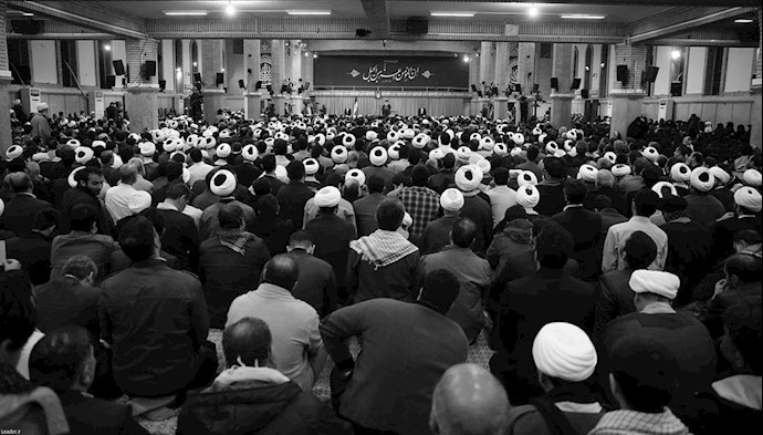 خامنه‌ای ولی  فقیه  ارتجاع