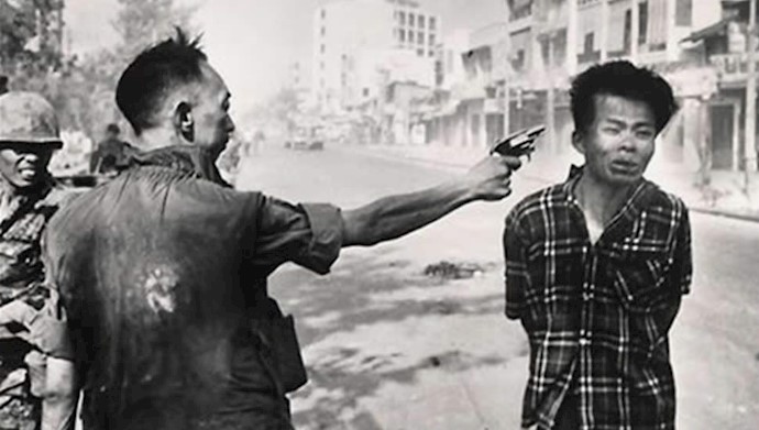 ۱ فوریه ۱۹۶۸ - ۱۲بهمن: عکسی که جهان را برضد حاکمان ویتنام‌جنوبی برانگیخت