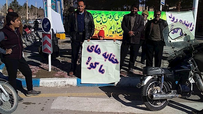  تجمع و راهپیمایی کشاورزان ورزنه در اصفهان
