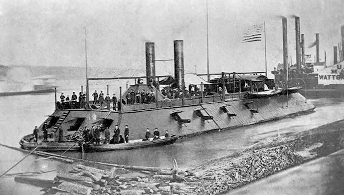 ۸ فوریه ۱۸۶۲ - ۱۹بهمن: نخستین زرهپوش دریایی جهان وارد نبرد شد