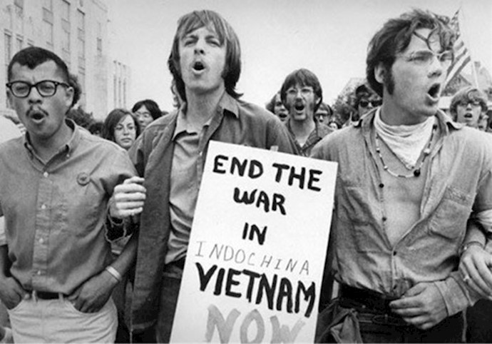 جنگ ویتنام حتی در آمریکا با مخالفت وسیع و جدی مردم روبه‌رو بود