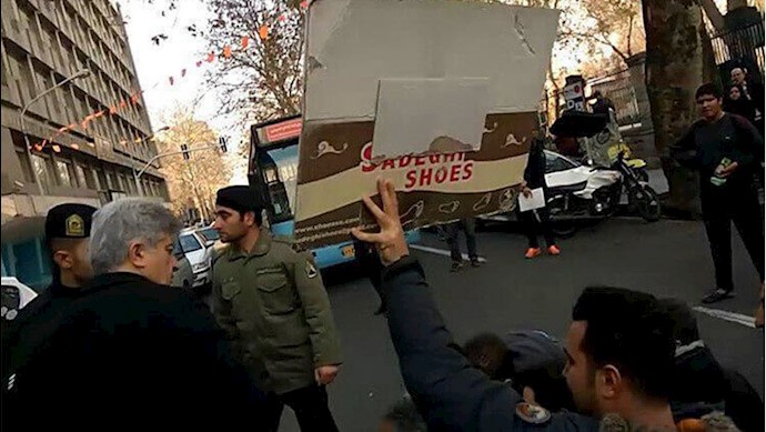 تجمع اعتراضی پیمانکاران شهرداری تهران