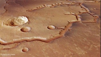کشف بقایای رودخانه ۷۰۰کیلومتری در سطح مریخ