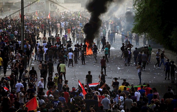 تصویری از تظاهرات مردم عراق علیه دست نشاندگان خامنه‌ای در این کشور