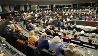  مریم رجوی در پارلمان اروپا - استراسبورگ– معرفی کتاب جنایت علیه بشریت - قتل عام ۶۷ – ۱آبان ۱۳۹۸