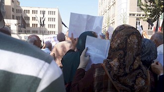 تجمع اعتراضی بازنشستگان مقابل سازمان برنامه و بودجه رژیم  - ۱۷مهر۹۸