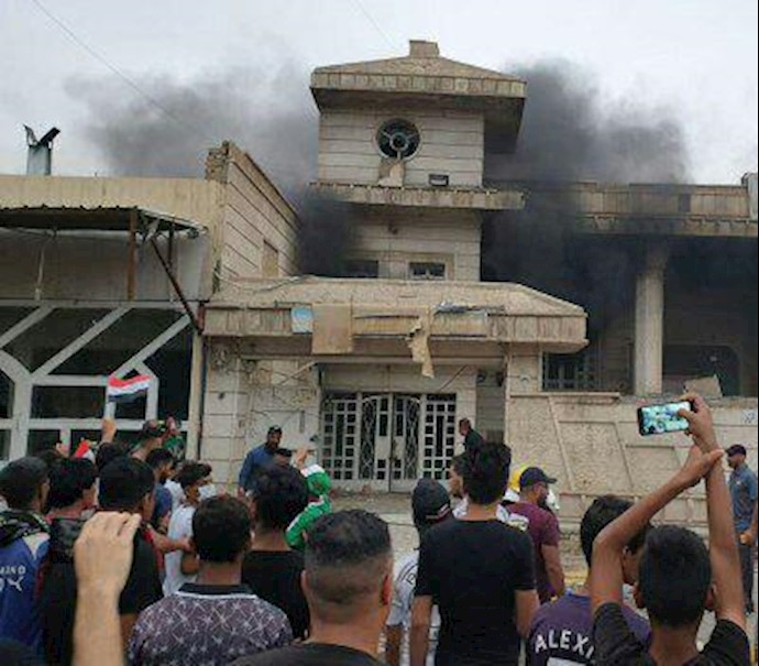 آتش زدن دفتر نوری مالکی در کوت