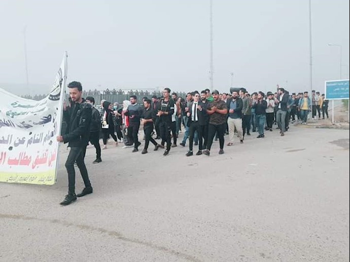 راهپیمایی دانشجویان دانشگاه بصره