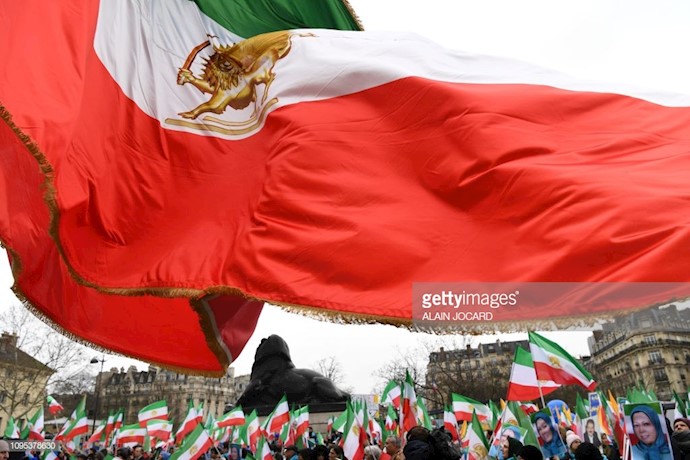 گزارش تصویری آسوشیتدپرس از تظاهرات مقاومت ایران در پاریس 