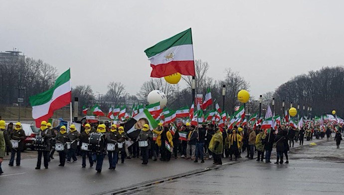 تظاهرات مقاومت ایران در ورشو ۲۵بهمن ۹۷
