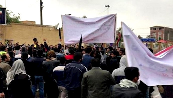 اعتراضات کارگران در سراسر ایران ادامه دارد