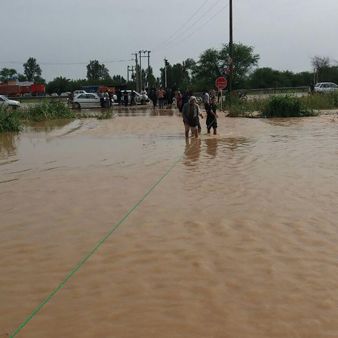 سیلاب در روستای اکیوش از توابع بخش شاوور شهرستان شوش