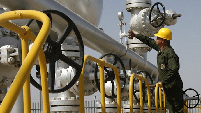 کاهش صادرات نفت رژیم ایران
