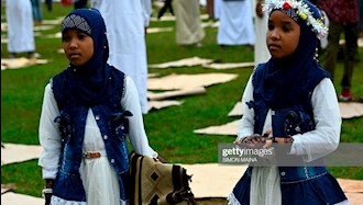 کنیا - دو دختر خردسال در روز عید فطر