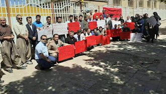 مریوان.تجمع اعتراضی جمعی از معلمان