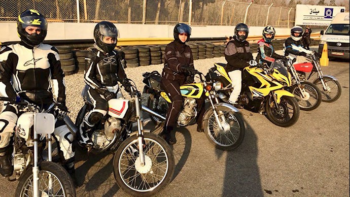 موتورسواری زنان در ایران