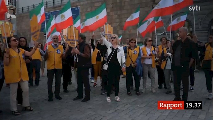 گزارش رسانه‌های سوئد از اعتراضات شدید ایرانیان علیه سفر ظریف