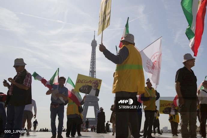 تظاهرات و اعتراض ایرانیان و اشرف‌نشانها در پاریس علیه حضور ماله کش آخوندها - ۱شهریور۹۸