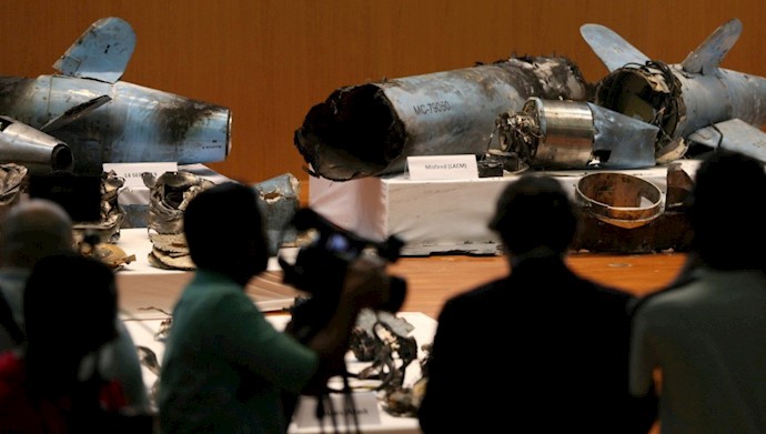 نمایشگاه قطعات موشکها و پهپادهای رژیم ایران در حمله به عربستان