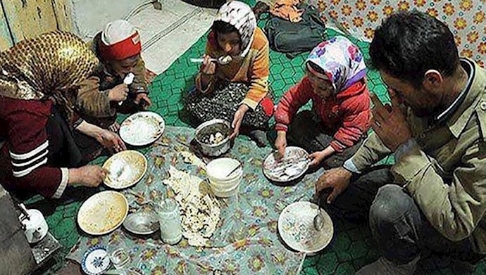 سفره‌هایی که روزبه‌روز کوچکتر می‌شوند