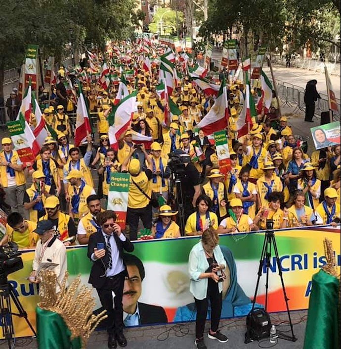 تظاهرات نه به آخوند روحانی در نیویورک 