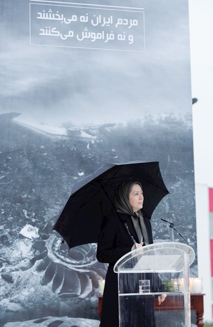 مراسم بزرگداشت جان‌باختگان سقوط هواپیمای مسافربری اوکراین در اشرف۳