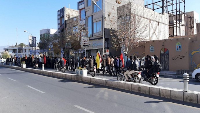 نمایش ۹ دی رژیم