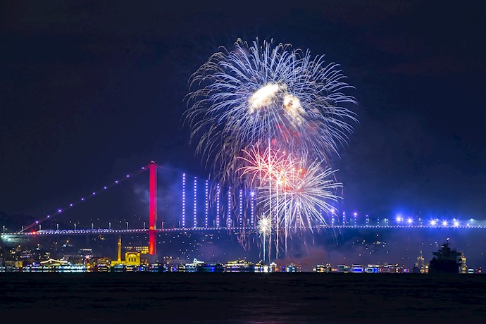 جشن سال نو میلادی ۲۰۲۰- استانبول ترکیه