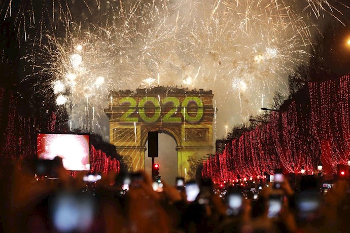 جشن سال نو میلادی ۲۰۲۰- پاریس - فرانسه