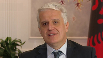 پاندلی مایکو نخست وزیر پیشین و وزیر دولت آلبانی