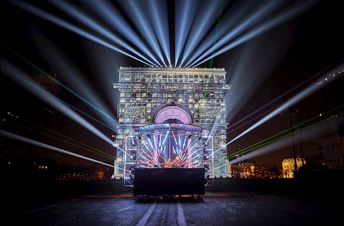 جشن سال نو میلادی ۲۰۲۰- دروازه پیروزی پاریس