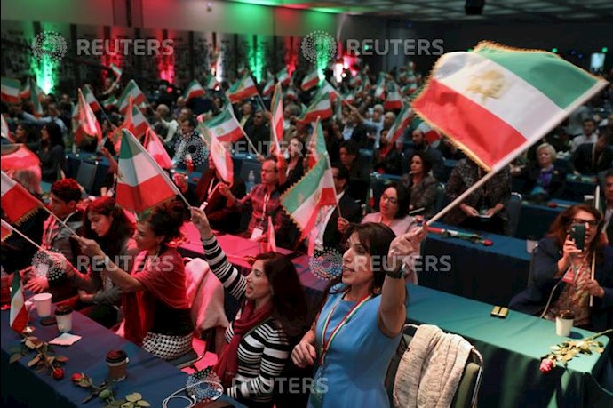 رویترز - گردهمایی بزرگ ایرانیان در مرکز لس آنجلس