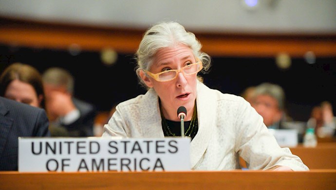 کورتنی نمروف نمایندة آمریکا در جلسة کمیتة سوم مجمع عمومی 