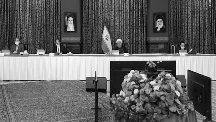 آخوند روحانی در هیات دولت