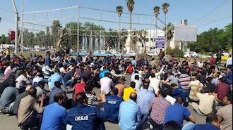 اعتصاب کارگران فولاد در اهواز - عکس از آرشیو