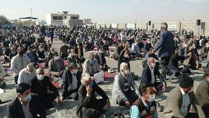 تجمع اعتراضی کشاورزان اصفهان در اعتراض به انتقال آب زاینده رود