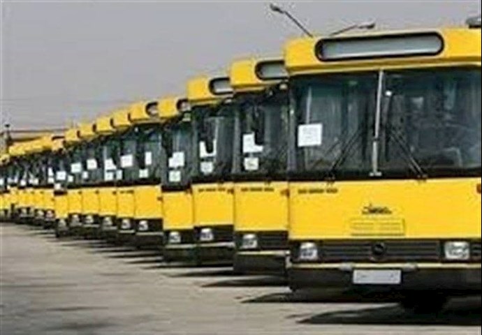 -سومین روز تجمع اعتراضی رانندگان اتوبوس در اورمیه