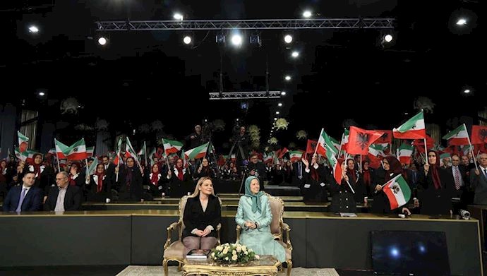 دیدار خانم کروئه مازی رئیس جنبش سوسیالیست آلبانی از اشرف ۳