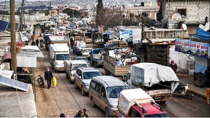 مردم سوریه که از تهاجم نیروهای بشار اسد به سمت ترکیه رفته اند