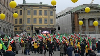 تظاهرات ایرانیان آزاده در استکهلم در سالگرد انقلاب ضدسلطنتی
