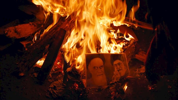 به آتش کشیدن تصاویر خامنه‌ای و خمینی دجال در چهارشنبه سوری
