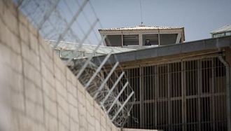 فرار از زندانهای رژیم