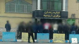 زندان مرکزی ارومیه - تجمع خانواده‌ زندانیان ۹فروردین ۹۹
