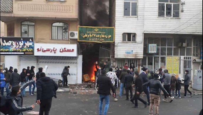 به آتش کشیدن پایگاه بسیج ضدمردمی در تهران - آبان ۹۸
