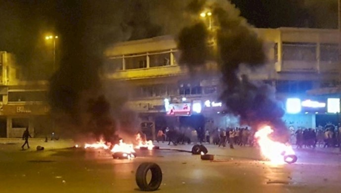 لبنان درگیری بین نیروی امنیتی و معترضان در طرابلس ادامه دارد! 