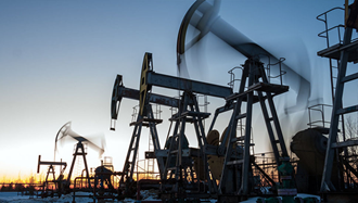 کاهش صادرات نفت رژیم آخوندی