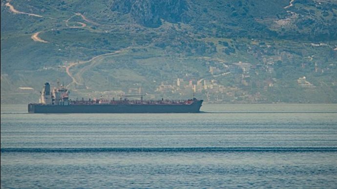 کشتی نفتکش رژیم در آبهای ونزوئلا