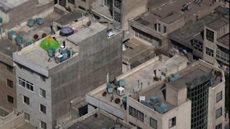 پشت بام خوابی، از مظاهر شوم حکومت خامنه‌ای